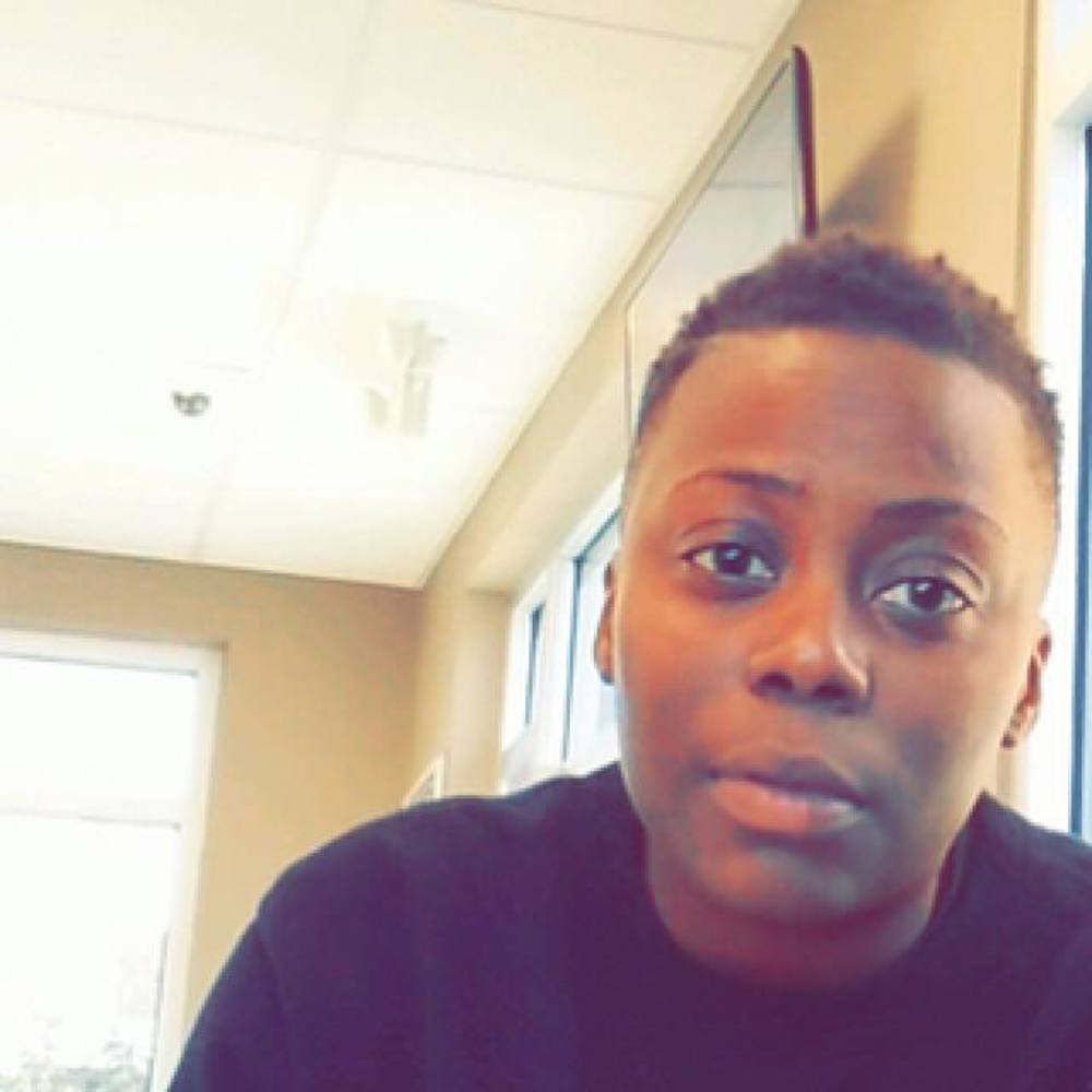 Meet your Posher, Malika